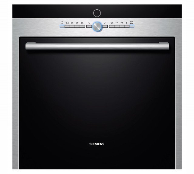 Il ciclo di pulizia con pirolisi activeClean®, nel forno HB78GB570J di Siemens è disponibile in 3 diversi livelli di intensità. Inoltre questo sistema è strutturato per smaltire il calore che si genera al suo interno, senza alcun rischio per chi lo utilizza né per i mobili della cucina circostanti. E’ compatibile con i classici contatori da 3 Kw. In classe A -30%, ha volume di 6 litri e è largo 60 cm. Prezzo 1.650 euro. www.siemens.it Il ciclo di pulizia con pirolisi activeClean®, nel forno HB78GB570J di Siemens è disponibile in 3 diversi livelli di intensità. Inoltre questo sistema è strutturato per smaltire il calore che si genera al suo interno, senza alcun rischio per chi lo utilizza né per i mobili della cucina circostanti. E’ compatibile con i classici contatori da 3 Kw. In classe A -30%, ha volume di 6 litri e è largo 60 cm. Prezzo 1.650 euro. www.siemens.it
