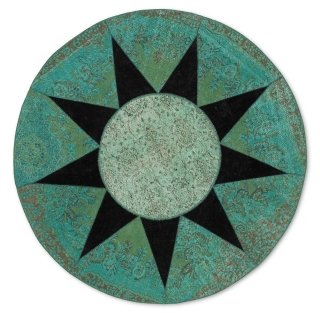 Praticamente un pezzo unico Star di Sitap il modello realizzato unendo parti di vecchi tappeti turchi ricolorati e rasati; è in pura lana ed è impreziosito da una grande stella centrale in una tinta in contrasto. Misura ø 240 cm. Prezzo 2.171,60 euro. www.sitap.it Praticamente un pezzo unico Star di Sitap il modello realizzato unendo parti di vecchi tappeti turchi ricolorati e rasati; è in pura lana ed è impreziosito da una grande stella centrale in una tinta in contrasto. Misura ø 240 cm. Prezzo 2.171,60 euro. www.sitap.it
