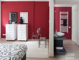 casa-camera-parete-rossa casa-camera-parete-rossa
