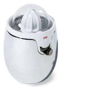 Lo spremiagrumi in acciaio inossidabile SG63 di Alessi dotato di un alloggiamento interno per avvolgere il cavo elettrico, ha la sagoma per la spremitura adatta a grandi e a piccoli agrumi. Il beccuccio da cui si versa può essere chiuso per interrompere il flusso della spremuta quando il bicchiere è pieno. Ha potenza di 85 watt. Prezzo 155 euro. www.alessi.com Lo spremiagrumi in acciaio inossidabile SG63 di Alessi dotato di un alloggiamento interno per avvolgere il cavo elettrico, ha la sagoma per la spremitura adatta a grandi e a piccoli agrumi. Il beccuccio da cui si versa può essere chiuso per interrompere il flusso della spremuta quando il bicchiere è pieno. Ha potenza di 85 watt. Prezzo 155 euro. www.alessi.com
