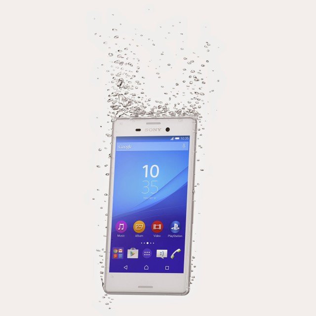Smartphone Android con display Touchscreen da 5 pollici e risoluzione di 1280x720 pixel. Processore 64 Bit. Fotocamera da 13 megapixel per foto con una risoluzione di 4128x3096 pixel e registrazione video in fullHD. Sistema Operativo Android 5.0 Lollipop. Restistente all’acqua dolce fino a 1.5 mt. di profondità. Prezzo consigliato 299 euro. Sul mercato italiano ad aprile 2015. www.sony.it Smartphone Android con display Touchscreen da 5 pollici e risoluzione di 1280x720 pixel. Processore 64 Bit. Fotocamera da 13 megapixel per foto con una risoluzione di 4128x3096 pixel e registrazione video in fullHD. Sistema Operativo Android 5.0 Lollipop. Restistente all’acqua dolce fino a 1.5 mt. di profondità. Prezzo consigliato 299 euro. Sul mercato italiano ad aprile 2015. www.sony.it