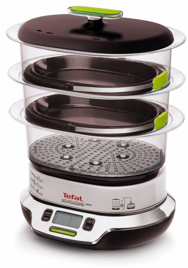 Con la vaporiera elettrica Vitacuisine Compact di Tefal prepari contemporaneamente 3 tipi di cibi senza mescolare i sapori. Inoltre la funzione Vitamin + consente di cucinare più velocemente, mantenendo il 50% del contenuto di vitamine in più rispetto ai tradizionali metodi di cottura. Ha potenza di 2.000 watt e è fornita di ricettario con 20 ricette. Prezzo: 115,90 euro. www.tefal.it Con la vaporiera elettrica Vitacuisine Compact di Tefal prepari contemporaneamente 3 tipi di cibi senza mescolare i sapori. Inoltre la funzione Vitamin + consente di cucinare più velocemente, mantenendo il 50% del contenuto di vitamine in più rispetto ai tradizionali metodi di cottura. Ha potenza di 2.000 watt e è fornita di ricettario con 20 ricette. Prezzo: 115,90 euro. www.tefal.it