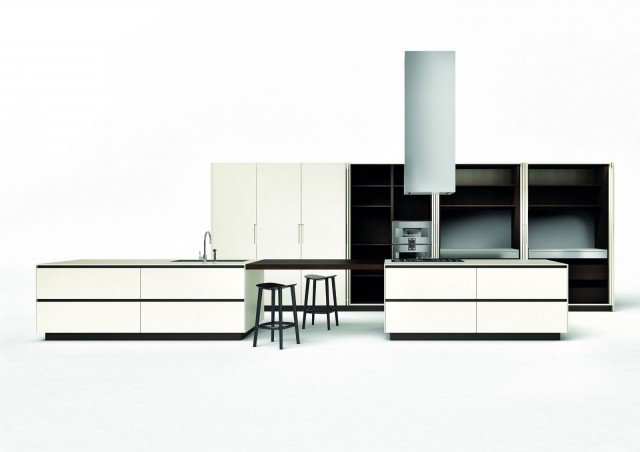 In Maxima 2.2 di Cesar, l’anta da 2,2 cm può essere realizzata in vari materiali e in oltre 80 finiture oppure in una particolare versione telaio in alluminio con pannello in ceramica o vetro; le diverse sagomature che fungono da presa, conferiscono a Maxima 2.2 un design ancora più pulito ed essenziale. www.cesar.it In Maxima 2.2 di Cesar, l’anta da 2,2 cm può essere realizzata in vari materiali e in oltre 80 finiture oppure in una particolare versione telaio in alluminio con pannello in ceramica o vetro; le diverse sagomature che fungono da presa, conferiscono a Maxima 2.2 un design ancora più pulito ed essenziale. www.cesar.it