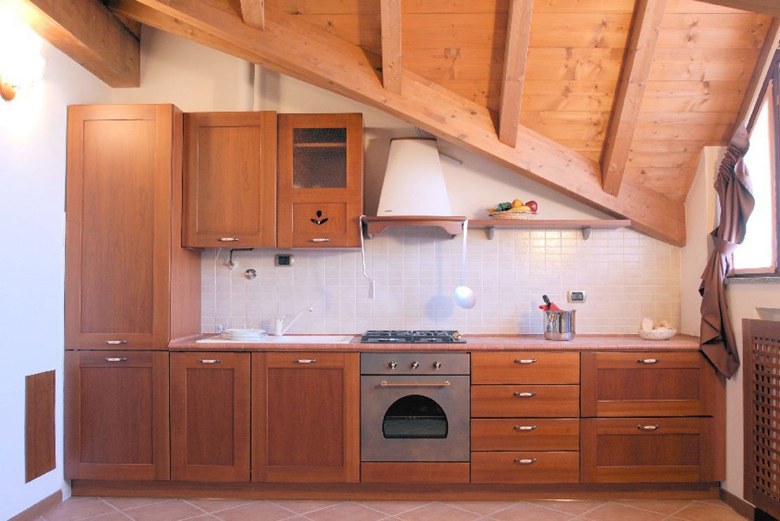 Soluzioni per la mansarda: arredo la cucina cose di casa Cucine per mansarde foto
