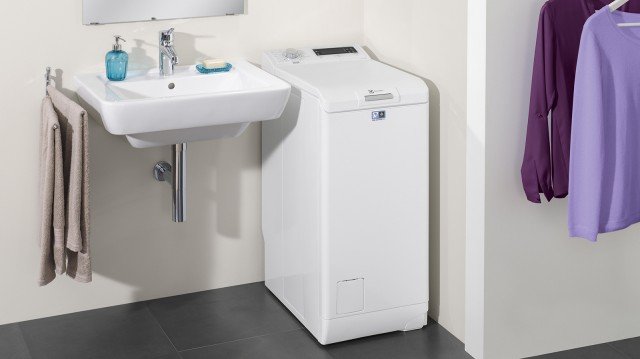 electrolux-EWT1377VDW-lavatrice-carica-alto electrolux-EWT1377VDW-lavatrice-carica-alto