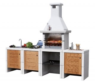 La cucina da esterno Melody di Sunday Expert in granulato di marmo, dotata di piani di lavoro con finitura lucida di graniglia di marmo è composta da singoli elementi combinabili tra loro chiusi da ante in legno massello. Comprende il modulo barbecue, il fornello a gas con accessorio piastra, l’isola e il lavandino con rubinetto. Prezzo 2.360,00 euro. www.sundaygrill.com La cucina da esterno Melody di Sunday Expert in granulato di marmo, dotata di piani di lavoro con finitura lucida di graniglia di marmo è composta da singoli elementi combinabili tra loro chiusi da ante in legno massello. Comprende il modulo barbecue, il fornello a gas con accessorio piastra, l’isola e il lavandino con rubinetto. Prezzo 2.360,00 euro. www.sundaygrill.com