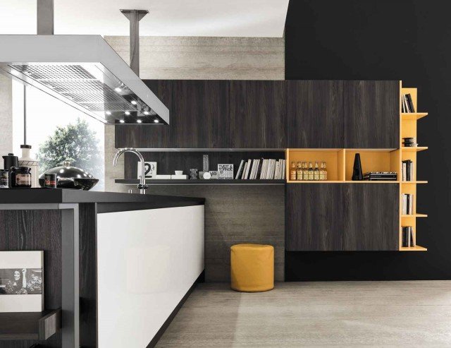 cucina con boiserie contenitori e vani portaoggetti Marina Line di Febalcasa cucina con boiserie contenitori e vani portaoggetti Marina Line di Febalcasa