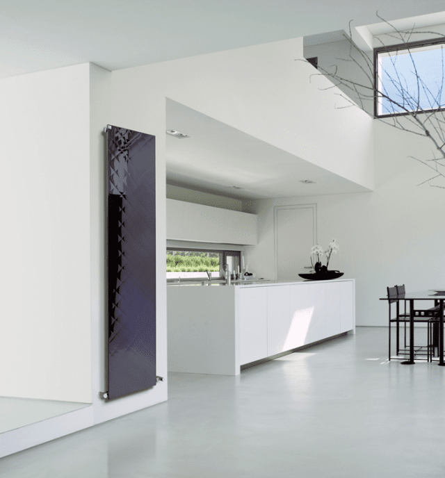 QUILT: piastra radiante con finitura ad effetto trapuntato. Disponibile nelle versioni acciaio inox lucidato e inox nero lucido, sia nella configurazione verticale che orizzontale. Dimensioni QUILT verticale e orizzontale: cm 150 x 38/53/68 (hxl), cm 180 x 38/53/68 (hxl), cm 200 x 38/53/68 (hxl). Resa termica: ∆t50° min 548 max 1.287 W - ∆t30° min 285 max 669 W QUILT: piastra radiante con finitura ad effetto trapuntato. Disponibile nelle versioni acciaio inox lucidato e inox nero lucido, sia nella configurazione verticale che orizzontale. Dimensioni QUILT verticale e orizzontale: cm 150 x 38/53/68 (hxl), cm 180 x 38/53/68 (hxl), cm 200 x 38/53/68 (hxl). Resa termica: ∆t50° min 548 max 1.287 W - ∆t30° min 285 max 669 W