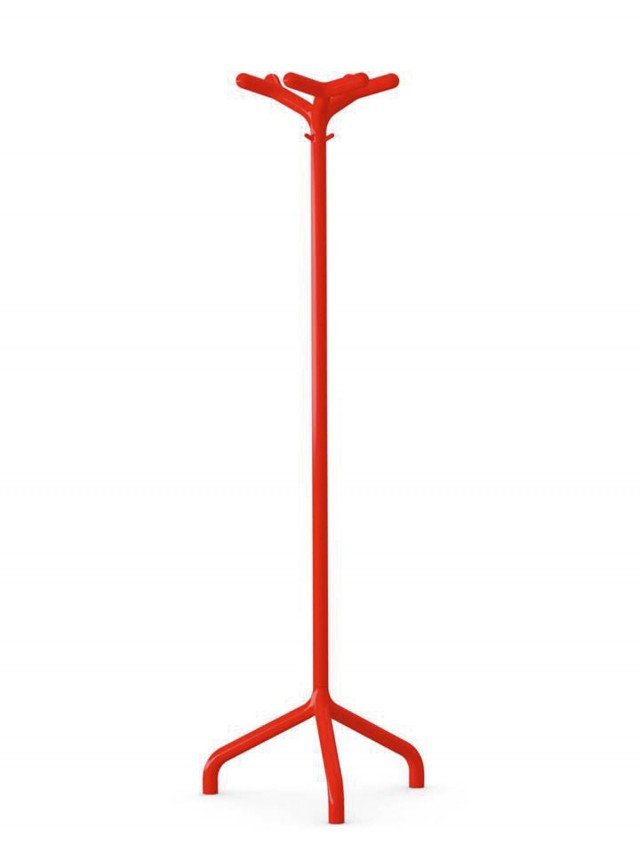 Con base treppiedi in acciaio e alluminio pressofuso, il portabiti da terra è dotato di nove ganci. è disponibile in quattro colori e in più versioni. Cornetto di Diemmebi misura H 167 cm e costa 95 euro www.diemmebi.com Tel. 0438/912433 Con base treppiedi in acciaio e alluminio pressofuso, il portabiti da terra è dotato di nove ganci. è disponibile in quattro colori e in più versioni. Cornetto di Diemmebi misura H 167 cm e costa 95 euro www.diemmebi.com Tel. 0438/912433
