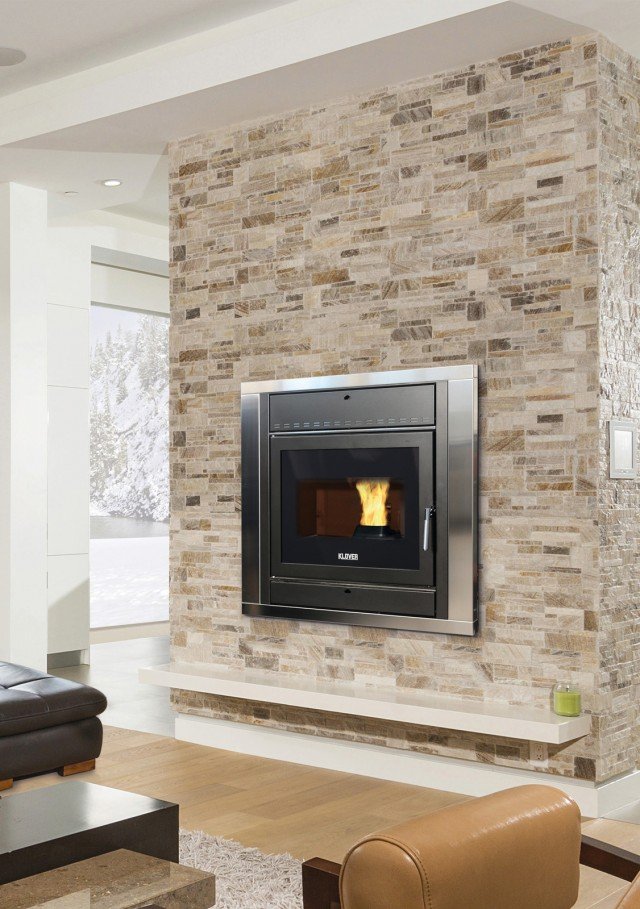 inserto (focolare) a pellet Fire Place 22 di Klover con kit idraulico inserto (focolare) a pellet Fire Place 22 di Klover con kit idraulico