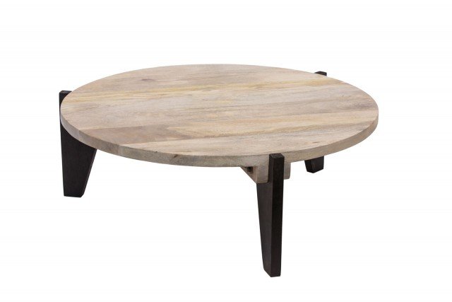 6. Norway di Novità Home è un modello dal sapore rustico/chic sottolineato dalla presenza del piano in legno naturale; le tre gambe in metallo scuro creano un piacevole contrasto. Misura ø 87 x H 30 cm. Prezzo 338 euro. www.novitahome.com 6. Norway di Novità Home è un modello dal sapore rustico/chic sottolineato dalla presenza del piano in legno naturale; le tre gambe in metallo scuro creano un piacevole contrasto. Misura ø 87 x H 30 cm. Prezzo 338 euro. www.novitahome.com