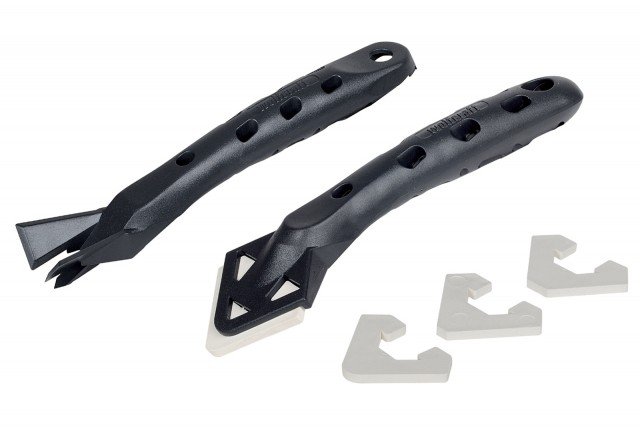 Set completo di utensile per togliere o applicare silicone e multi-sagome di Wolfcraft. Adatto per sostituire i vecchi giunti, malridotti o ammuffiti, composto da: lama per rimuovere giunti di silicone o in acrilico in modo rapido e semplice e lisciafughe per levigare con rapidità e precisione il nuovo riempimento di giunti. 4 profili di levigatura, circolare: 8 + 12 mm, obliquo: 5 + 10 mm. Prezzo circa 10,00 euro. www.wolfcraft.it Set completo di utensile per togliere o applicare silicone e multi-sagome di Wolfcraft. Adatto per sostituire i vecchi giunti, malridotti o ammuffiti, composto da: lama per rimuovere giunti di silicone o in acrilico in modo rapido e semplice e lisciafughe per levigare con rapidità e precisione il nuovo riempimento di giunti. 4 profili di levigatura, circolare: 8 + 12 mm, obliquo: 5 + 10 mm. Prezzo circa 10,00 euro. www.wolfcraft.it