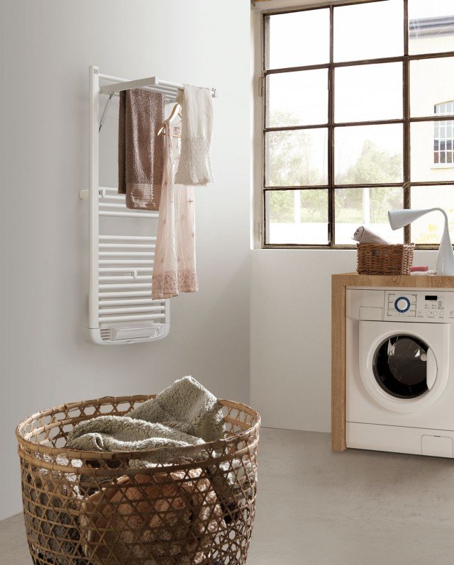 scalda salviette e asciuga biancheria Dryer Plus di Deltacalor scalda salviette e asciuga biancheria Dryer Plus di Deltacalor