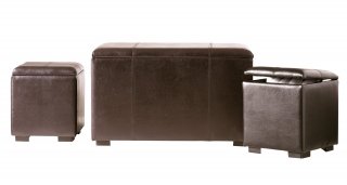 Art. 104593 di Maisons du monde è una panca-baule rivestita in resistente Pvc testa di moro simile alla pelle. É corredata di una coppia di pouff apribili coordinati. Misura L 78 x P 42 x H 47 cm. Prezzo 199,90 euro per il set. www.maisonsdumonde.com Art. 104593 di Maisons du monde è una panca-baule rivestita in resistente Pvc testa di moro simile alla pelle. É corredata di una coppia di pouff apribili coordinati. Misura L 78 x P 42 x H 47 cm. Prezzo 199,90 euro per il set. www.maisonsdumonde.com