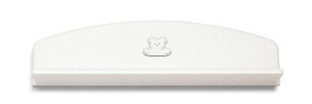 PRESTIGE - Pali Linee essenziali che sia adattano a qualsiasi tipo di arredamento sono quelle che contraddistinguono la mensola Prestige di Pali. Realizzata con pannelli in mdf, le sue dimensioni la rendono adatta per riporre oggetti o giocattoli di piccole dimensioni del bambino. Il suo decoro è costituito da un orsetto impreziosito con cristalli di Boemia. È disponibile nelle varianti bianco e magnolia. Misura L 72 x P 18 x H 16 cm. Prezzo 93 euro. www.pali.it PRESTIGE - Pali Linee essenziali che sia adattano a qualsiasi tipo di arredamento sono quelle che contraddistinguono la mensola Prestige di Pali. Realizzata con pannelli in mdf, le sue dimensioni la rendono adatta per riporre oggetti o giocattoli di piccole dimensioni del bambino. Il suo decoro è costituito da un orsetto impreziosito con cristalli di Boemia. È disponibile nelle varianti bianco e magnolia. Misura L 72 x P 18 x H 16 cm. Prezzo 93 euro. www.pali.it