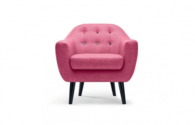 8. Ritchie di Made.com ha un design nordico ed è rivestita in un colore intenso e attuale come il rosa pastello; lo schienale è impreziosito dalla presenza di bottoni colorati. Il telaio è realizzato in legno massello laccato nero e imbottito in gommapiuma. Misura L 83 x P 85 x H 86 cm. Prezzo di riferimento 850 euro, prezzo attuale 399 euro. www.made.com 8. Ritchie di Made.com ha un design nordico ed è rivestita in un colore intenso e attuale come il rosa pastello; lo schienale è impreziosito dalla presenza di bottoni colorati. Il telaio è realizzato in legno massello laccato nero e imbottito in gommapiuma. Misura L 83 x P 85 x H 86 cm. Prezzo di riferimento 850 euro, prezzo attuale 399 euro. www.made.com