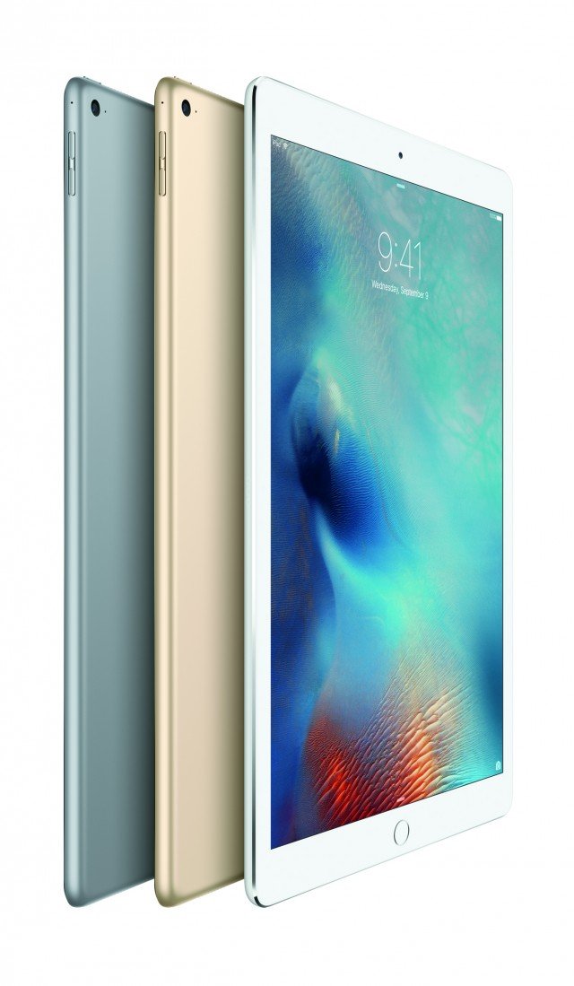 Il nuovissimo iPad Pro è dotato di display Retina da 12,9 pollici con 5,6 milioni di pixel, chip A9X a 64-bit, innovativa Apple Pencil e Smart Keyboard. E' sottile e leggero e ha una batteria che garantisce un’autonomia di 10 ore per durare tutto il giorno. E un dispositivo adatto anche all’illustrazione artistica e alla precisa progettazione 3D. Prezzo a partire da 919 euro per il modello da 32GB. Il prezzo dell’Apple Pencil è di 109 euro e il prezzo della Smart Keyboard è di 179 euro. www.apple.com Il nuovissimo iPad Pro è dotato di display Retina da 12,9 pollici con 5,6 milioni di pixel, chip A9X a 64-bit, innovativa Apple Pencil e Smart Keyboard. E' sottile e leggero e ha una batteria che garantisce un’autonomia di 10 ore per durare tutto il giorno. E un dispositivo adatto anche all’illustrazione artistica e alla precisa progettazione 3D. Prezzo a partire da 919 euro per il modello da 32GB. Il prezzo dell’Apple Pencil è di 109 euro e il prezzo della Smart Keyboard è di 179 euro. www.apple.com