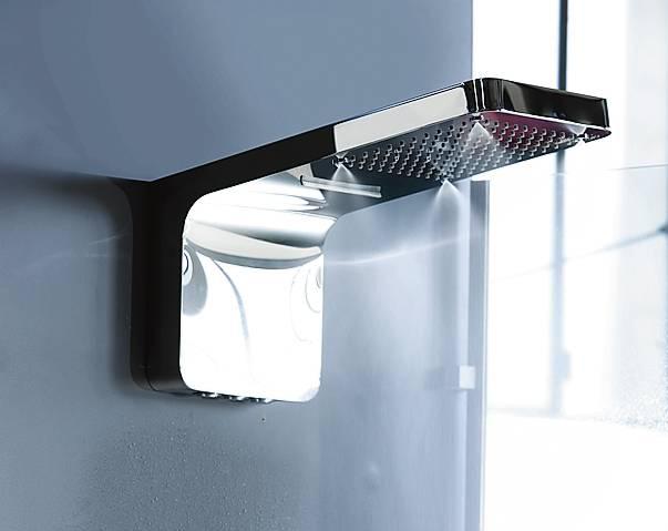 Grazie ai pulsanti si possono selezionare 3 tipi di
getti: pioggia, cascata e
nebulizzazione. Teseo di Damast
(www.damast.it) ha 140 fori in silicone anticalcare, facili da pulire, ed è realizzato in acciaio inox a specchio. Misura L 55,5 x P 26 x H 30 cm. Costa 1.191 euro. Grazie ai pulsanti si possono selezionare 3 tipi di
getti: pioggia, cascata e
nebulizzazione. Teseo di Damast
(www.damast.it) ha 140 fori in silicone anticalcare, facili da pulire, ed è realizzato in acciaio inox a specchio. Misura L 55,5 x P 26 x H 30 cm. Costa 1.191 euro.