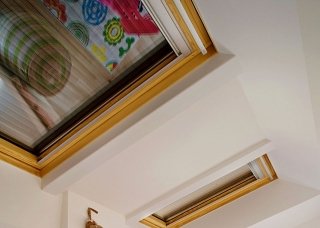 tapparella esterna SSL Integra solare di VELUX in lamelle di alluminio tapparella esterna SSL Integra solare di VELUX in lamelle di alluminio