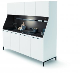 cucina con piedini a zoccolo filigranati Siematic 29 della linea Urban di SieMatic cucina con piedini a zoccolo filigranati Siematic 29 della linea Urban di SieMatic
