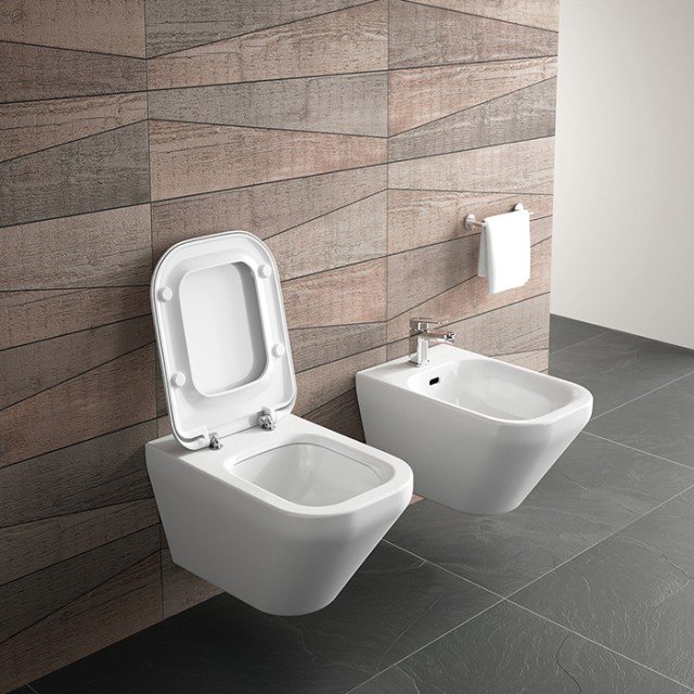 water Collezione Tonic II Ideal Standard con tecnologia AquaBlade. water Collezione Tonic II Ideal Standard con tecnologia AquaBlade.