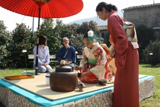 Un-momento-della-cerimonia-del-tè