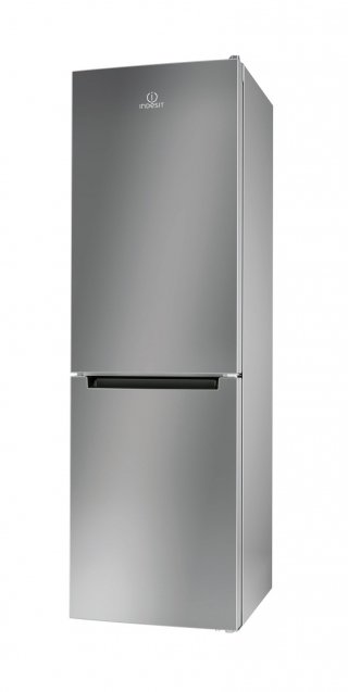In classe di efficienza energetica A++, Extra LI80 FF2 S B di Indesit offre soluzioni efficienti e personalizzabili, con spazi interni progettati per garantire numerose configurazioni in base al tipo di alimento da conservare, per trovare sempre facilmente lo spazio giusto garantendone la miglior conservazione. Misura L 60 x P 63 x H 189 cm. Prezzo 549 euro. www.indesit.it In classe di efficienza energetica A++, Extra LI80 FF2 S B di Indesit offre soluzioni efficienti e personalizzabili, con spazi interni progettati per garantire numerose configurazioni in base al tipo di alimento da conservare, per trovare sempre facilmente lo spazio giusto garantendone la miglior conservazione. Misura L 60 x P 63 x H 189 cm. Prezzo 549 euro. www.indesit.it
