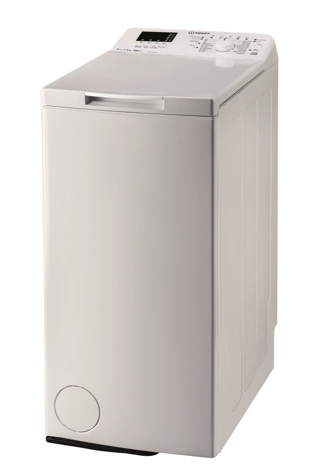 La lavabiancheria a carica dall’alto è dotata di opzione Energy Saver che permette di risparmiare fino al 70% di energia sul ciclo cotone a 30 °C. Con capacità di carico massima di 6 kg, è in classe di efficienza energetica A++. Misura L 40 x P 60 x H 90 cm e costa 449 euro ITWD 61052 W di Indesit www.indesit.it La lavabiancheria a carica dall’alto è dotata di opzione Energy Saver che permette di risparmiare fino al 70% di energia sul ciclo cotone a 30 °C. Con capacità di carico massima di 6 kg, è in classe di efficienza energetica A++. Misura L 40 x P 60 x H 90 cm e costa 449 euro ITWD 61052 W di Indesit www.indesit.it