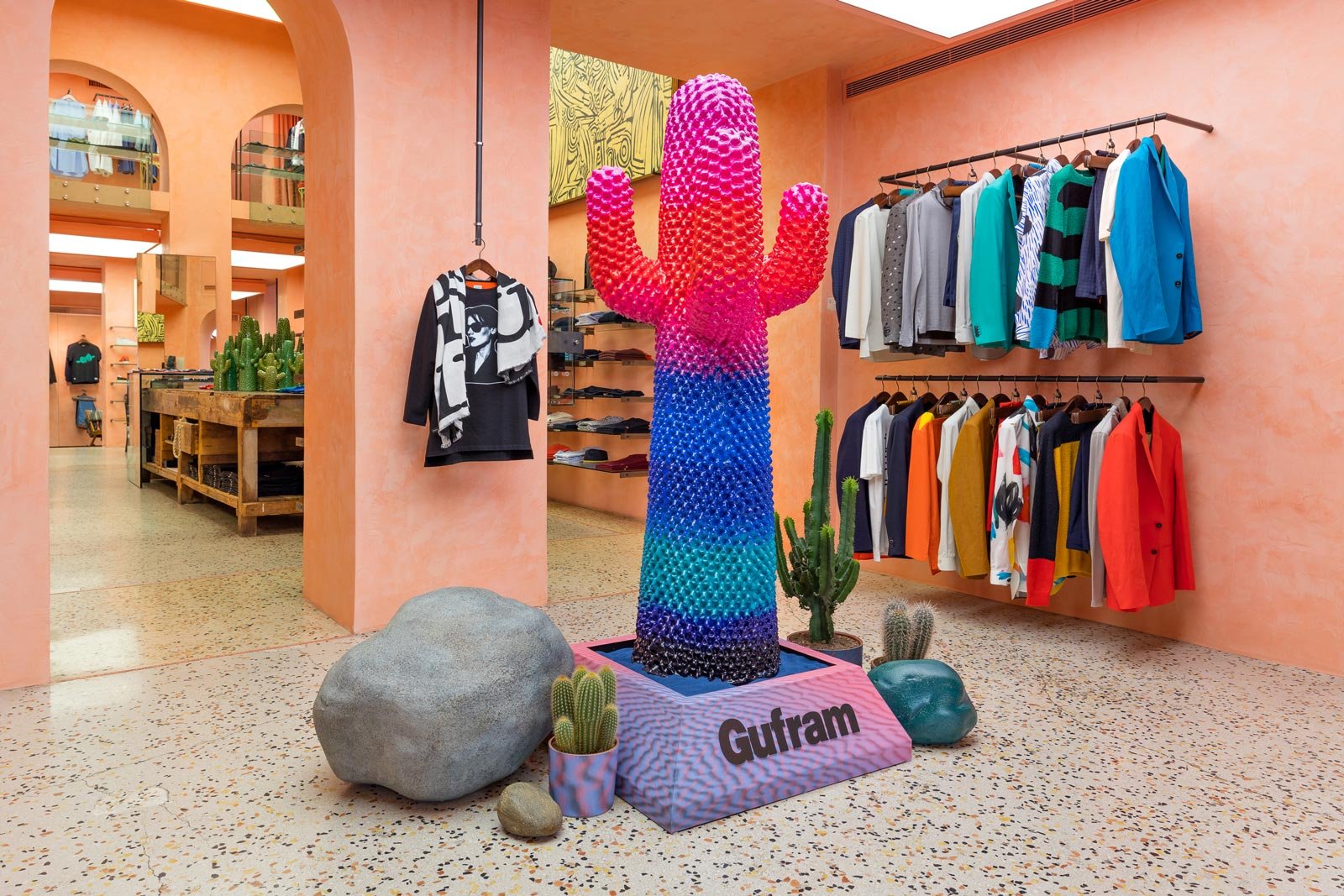 Gufram&PaulSmith_PSychedelic-Cactus_1©Antinori Gufram&PaulSmith_PSychedelic-Cactus_1©Antinori