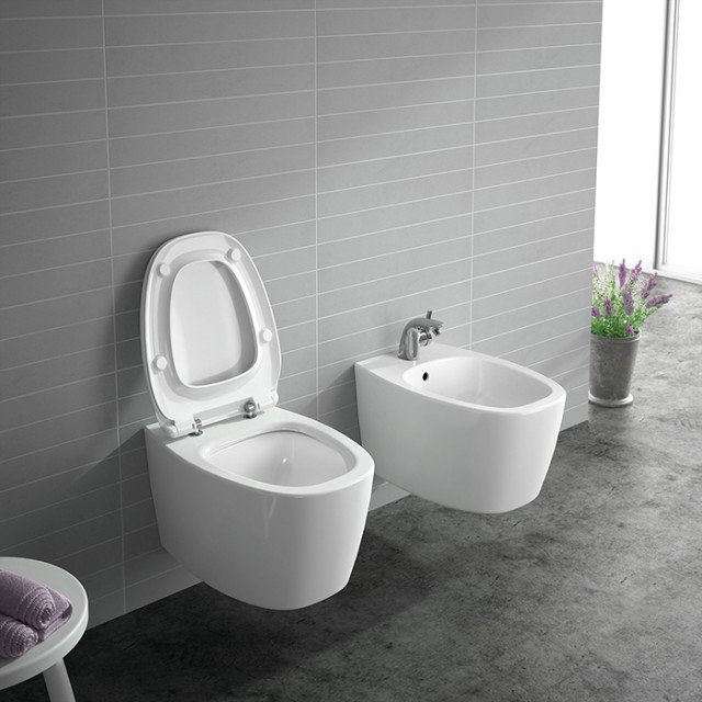water Collezione Dea di Ideal Standard con tecnologia AquaBlade. water Collezione Dea di Ideal Standard con tecnologia AquaBlade.