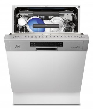 La lavastoviglie RealLife® TP 3003 R5X di Electrolux a incasso, ha display digitale e interfaccia touch control, è in classe energetica A+++ e ha capacità di 15 coperti. Ha rumorosità massima di 42 decibel e riduzione automatica dei consumi in relazione al carico. Misura L 59 x P 55 x H 81-89 cm. Prezzo da rivenditore. www.electrolux.it La lavastoviglie RealLife® TP 3003 R5X di Electrolux a incasso, ha display digitale e interfaccia touch control, è in classe energetica A+++ e ha capacità di 15 coperti. Ha rumorosità massima di 42 decibel e riduzione automatica dei consumi in relazione al carico. Misura L 59 x P 55 x H 81-89 cm. Prezzo da rivenditore. www.electrolux.it