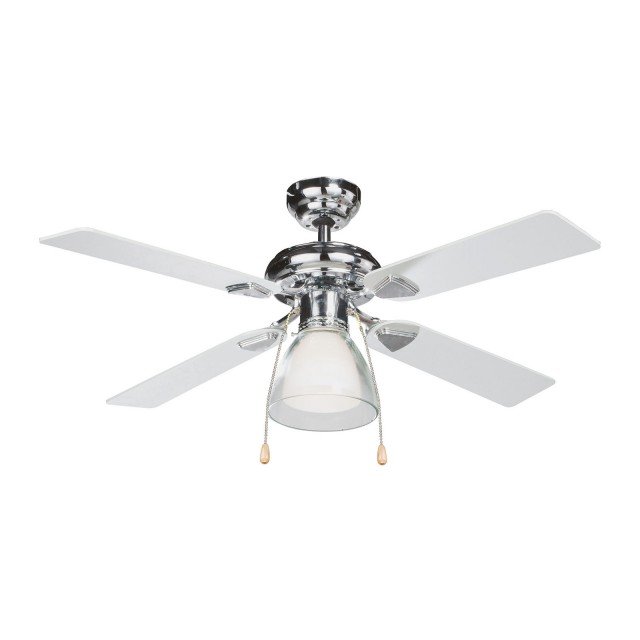 Ideale per ventilare un ambiente fino a 13 mq, il ventilatore da soffitto Malouines di Leroy Merlin ha anche funzione di illuminazione e è dotato di catenella per la regolazione della velocità e per l’accensione/spegnimento. Ha diametro di 106 cm. www.leroymerlin.it Ideale per ventilare un ambiente fino a 13 mq, il ventilatore da soffitto Malouines di Leroy Merlin ha anche funzione di illuminazione e è dotato di catenella per la regolazione della velocità e per l’accensione/spegnimento. Ha diametro di 106 cm. www.leroymerlin.it