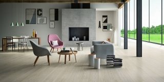 Pavimenti per il soggiorno: marmo, effetto marmo ed estetica legno