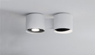 Da incasso, lo spot è costituito da un’armatura a plafone con doppia luce diretta orientabile in alluminio verniciato nel colore bianco, completo di alimentatore elettronico. è possibile montare sia lampadina a led (da 230 V - 14,5 W - G53 - AR111) sia alogene a bassa tensione da 230 V - 75 W - G53 - AR111. Diametro foro 17 cm. Costa 136 euro. Eye di Martinelli Luce Da incasso, lo spot è costituito da un’armatura a plafone con doppia luce diretta orientabile in alluminio verniciato nel colore bianco, completo di alimentatore elettronico. è possibile montare sia lampadina a led (da 230 V - 14,5 W - G53 - AR111) sia alogene a bassa tensione da 230 V - 75 W - G53 - AR111. Diametro foro 17 cm. Costa 136 euro. Eye di Martinelli Luce