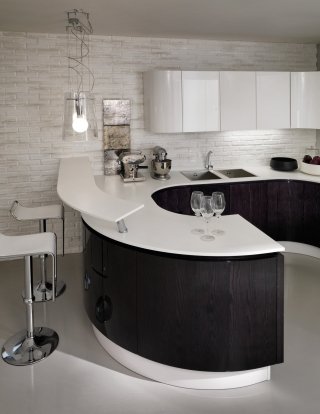 cucina con penisola arrotondata B50 di Berloni cucina con penisola arrotondata B50 di Berloni