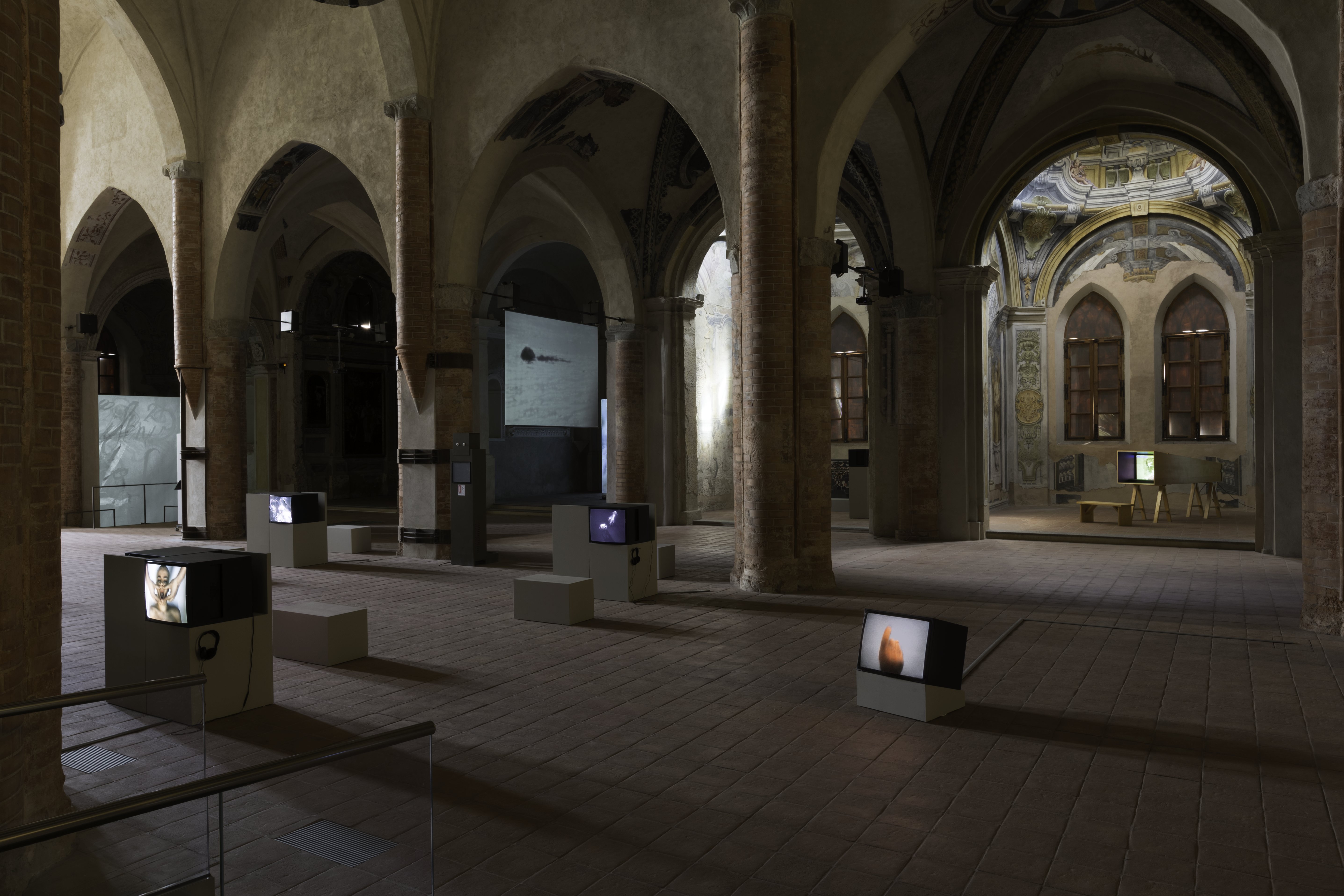 Moving Tales – Racconti in movimento. Opere video dalla Collezione La Gaia Moving Tales – Racconti in movimento. Opere video dalla Collezione La Gaia