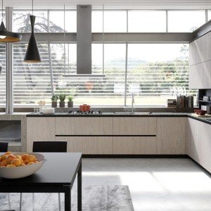 Cucina senza maniglie: si apre con le \ Cucina senza maniglie: si apre con le \