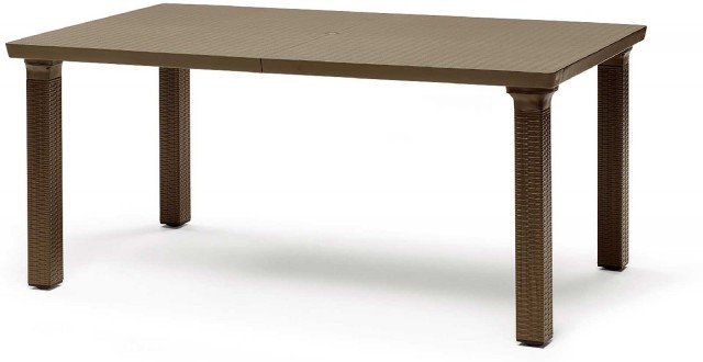 Tavolone di Scab Design ha il piano e le gambe (dotate di piedini regolabili) in tecnopolimero, caratterizzato da una superficie con motivo intrecciato colore bronzo; misura L 170 x P 100 x H 74 cm. Prezzo 282 euro. www.scab.it Tavolone di Scab Design ha il piano e le gambe (dotate di piedini regolabili) in tecnopolimero, caratterizzato da una superficie con motivo intrecciato colore bronzo; misura L 170 x P 100 x H 74 cm. Prezzo 282 euro. www.scab.it