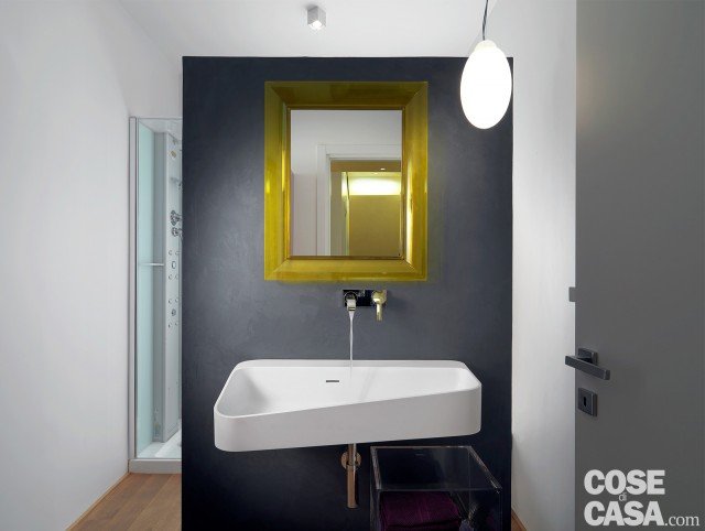 pecchio-bagno-01 pecchio-bagno-01