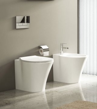 Sanitari a terra filo parete Connect AIR con fissaggi completamente nascosti. Sanitari a terra filo parete Connect AIR con fissaggi completamente nascosti.