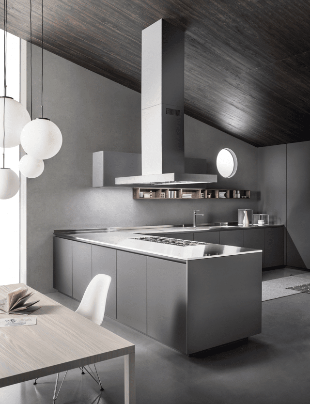 cucina con penisola e ante senza maniglie One di Ernestomeda cucina con penisola e ante senza maniglie One di Ernestomeda