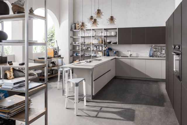 cucina con penisola e bancone snack Start Time J di Veneta Cucine cucina con penisola e bancone snack Start Time J di Veneta Cucine