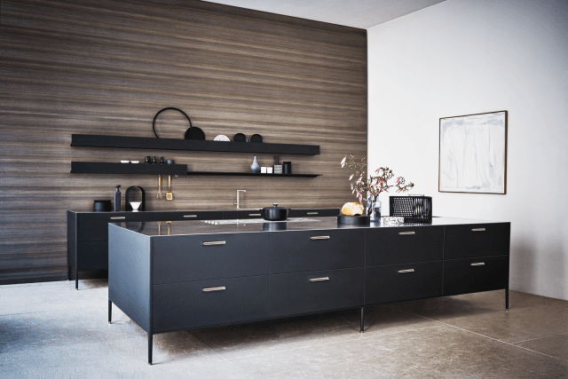 cucina con isola e ante in alluminio titanio Unit di Cesar cucina con isola e ante in alluminio titanio Unit di Cesar