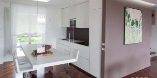 Cucina bianca: le diverse soluzioni di 3 case “vere”