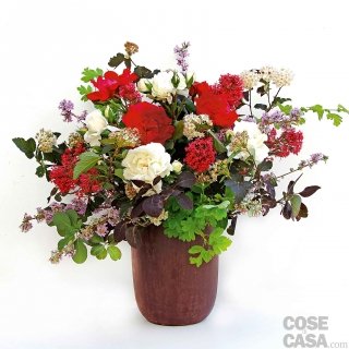 mazzo-con-potature-rose-rosse mazzo-con-potature-rose-rosse