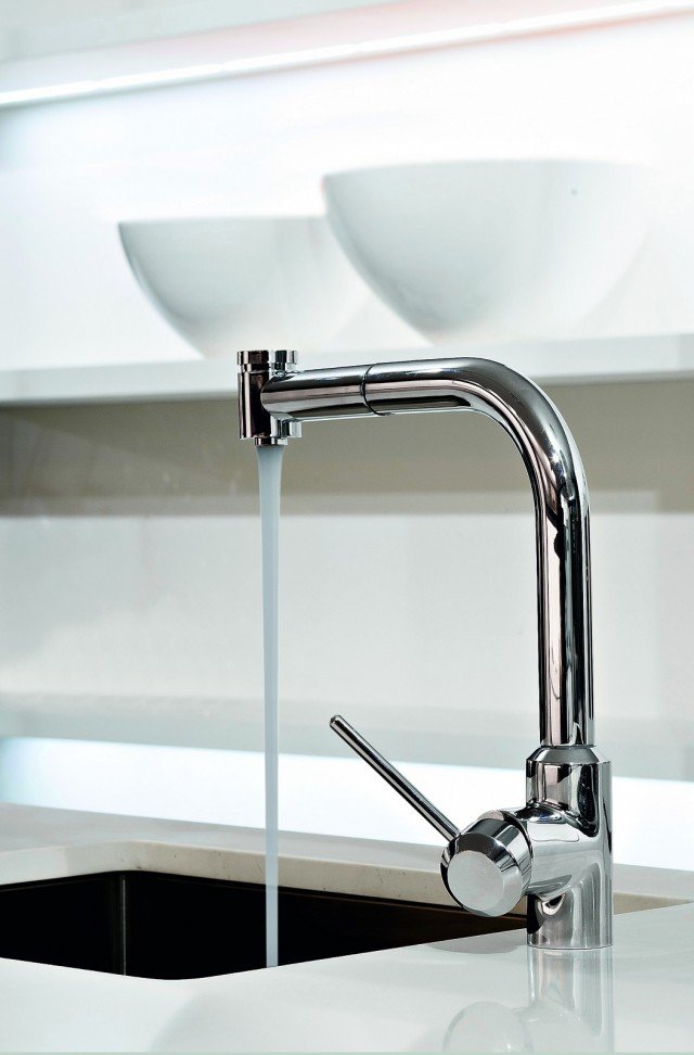 miscelatore monocomando cucina con collo girevole e doccetta estraibile M.E. di Graff miscelatore monocomando cucina con collo girevole e doccetta estraibile M.E. di Graff