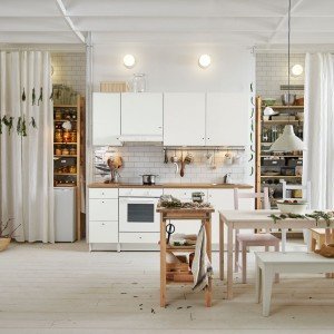 Cucina bianca: il fascino eterno della luminosità - Cose di Casa Cucina bianca: il fascino eterno della luminosità - Cose di Casa