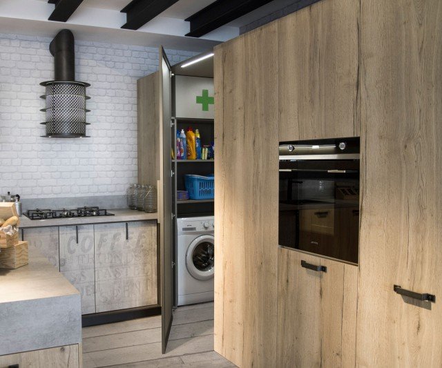 cucina con zona lavanderia angolare Loft di Snaidero cucina con zona lavanderia angolare Loft di Snaidero