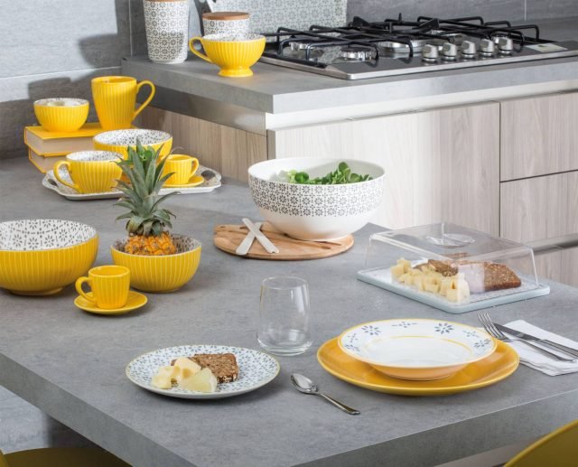 servizio tavola 18 pezzi (6 piatti piani 27 cm, 6 piatti fondi 20,5 cm, 6 piatti dessert 21 cm) linea Djerba di Tognana servizio tavola 18 pezzi (6 piatti piani 27 cm, 6 piatti fondi 20,5 cm, 6 piatti dessert 21 cm) linea Djerba di Tognana