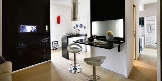 Bilocale black & white: 39 mq in stile minimal